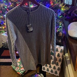 Simply Vera Vera Wang Grey/Silver Holiday Sweater small